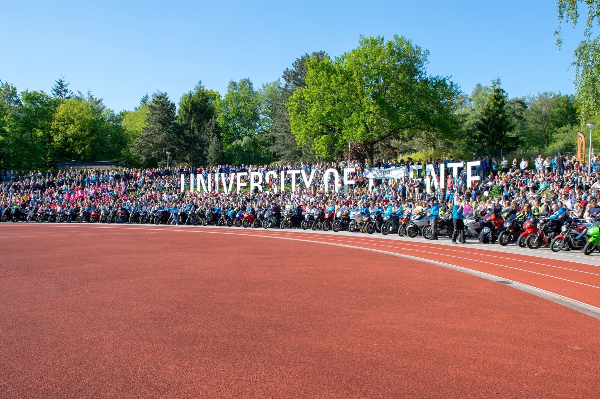Finish van de Batavierenrace, U-track University of Twente