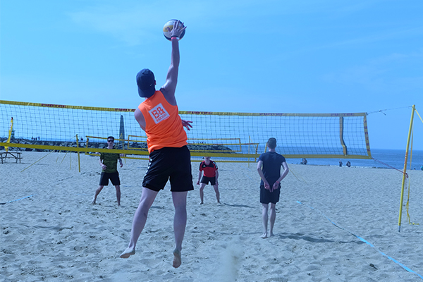 Zon Zee Strand Skybal En Een Studie Beachvolleyballer Blogpost Afbeelding