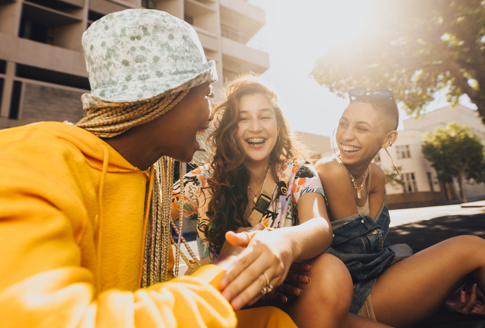 Pagina 15 Lachende Mensen