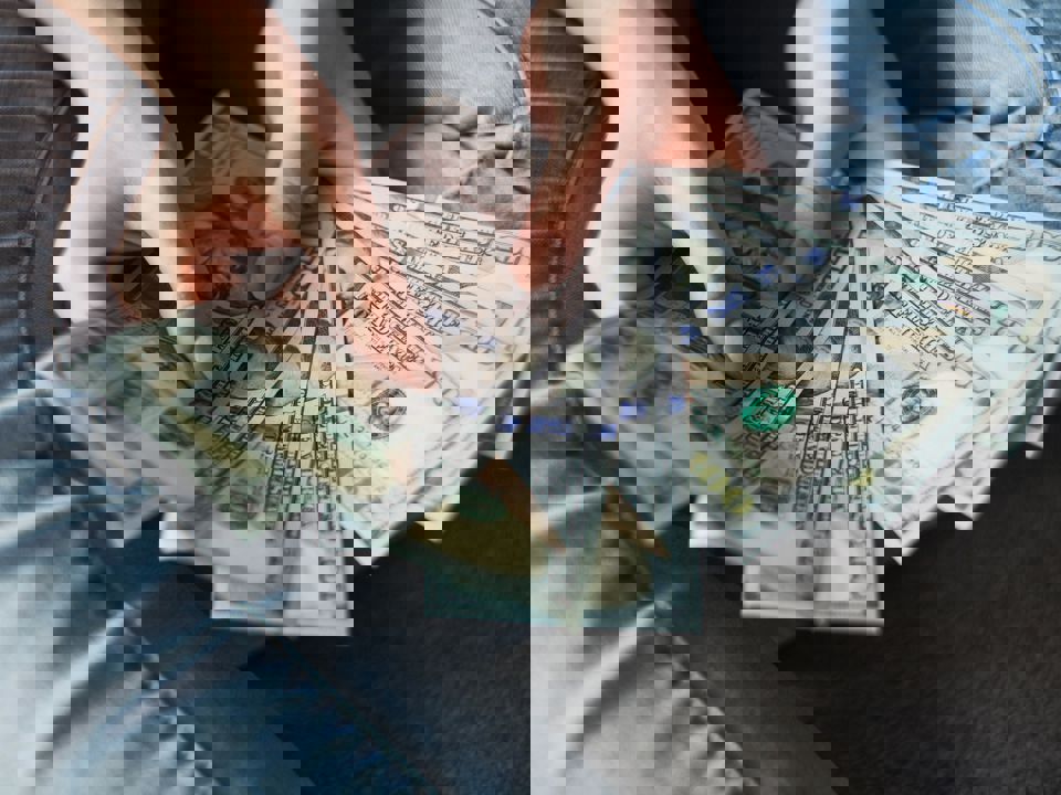 Alexander Mils Lcphgxs7pww Unsplash